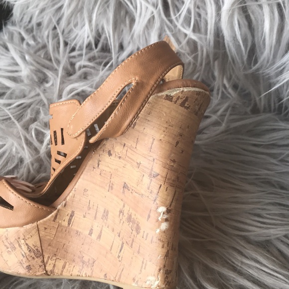 Brown Faux Cork Wedges - Picture 8 of 8